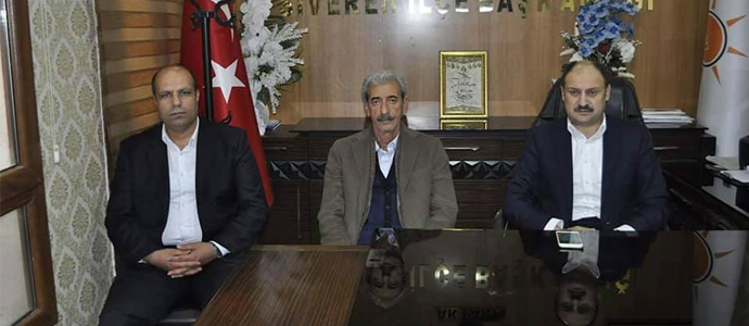 Milletvekilimiz Gülpınar ile Belediye Başkanı Aydın tebrikleri kabul etti