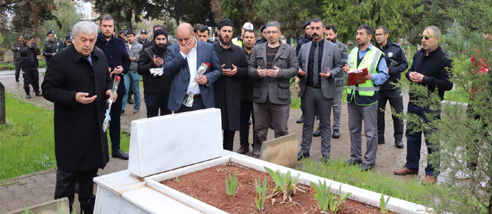 Şehit polisler mezarı başında anıldı