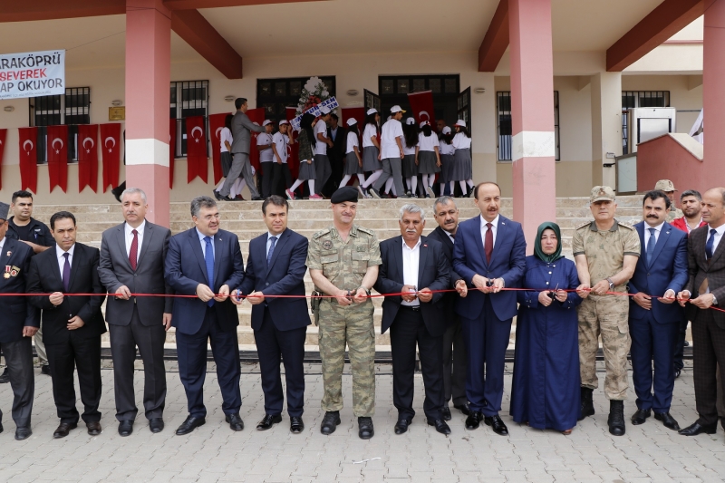 Şehit Sedat Sağır ortaokulu’nun açılışı yapıldı
