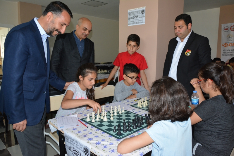 Siverek Belediyesi geleneksel satranç turnuvası başladı