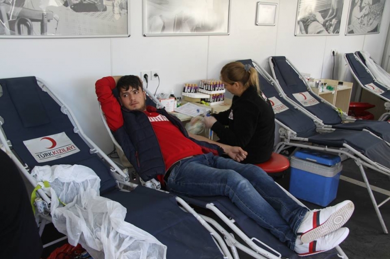 Siverek'te vatandaşlar kan bağışına yoğun ilgi gösterdi